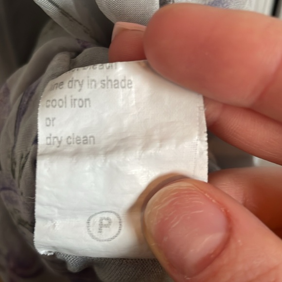 Flowy floral tank/blouse - Picture 6 of 7